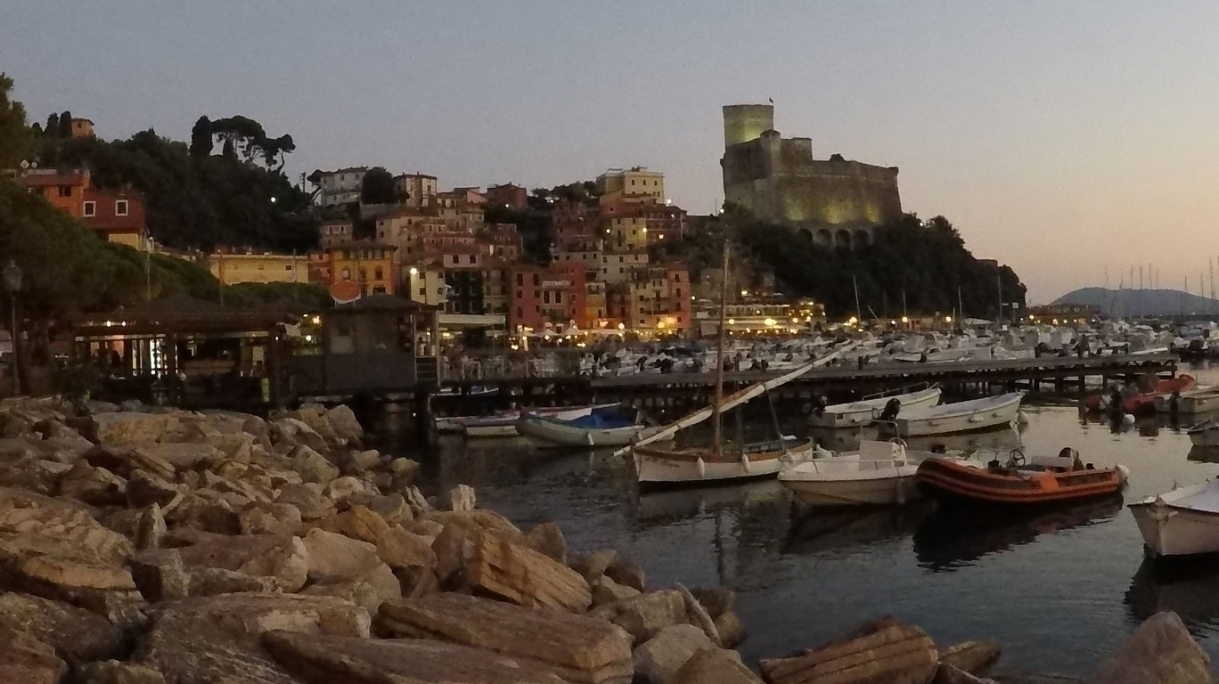 In barca alle 5 Terre In barca alle 5 Terre